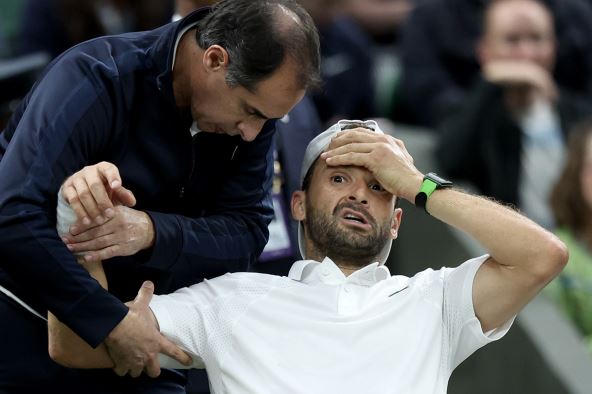 Grigor Dimitrov povređen na Vimbldonu.
