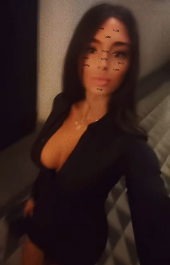 Đina u izazovnoj kombinaciji