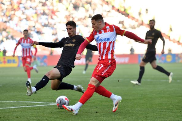 Bruno Duarte daje gol na derbiju Zvezda Partizan