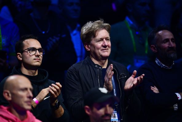 Johan Siner otac Janika Sinera na meču protiv Novaka Đokovića u Torinu