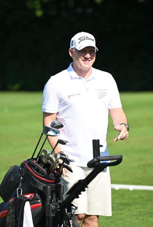 Bastijan Švajnštajger na turniru u golfu
