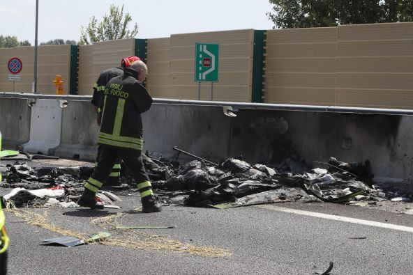 pao avion na auto-putu u Italiji (1).jpg