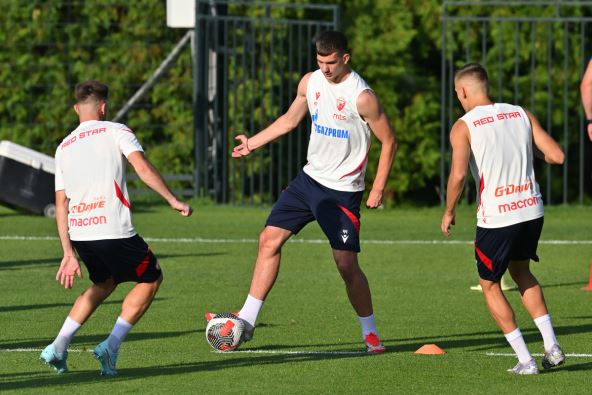 Veljko Milosavljević na treningu Zvezde