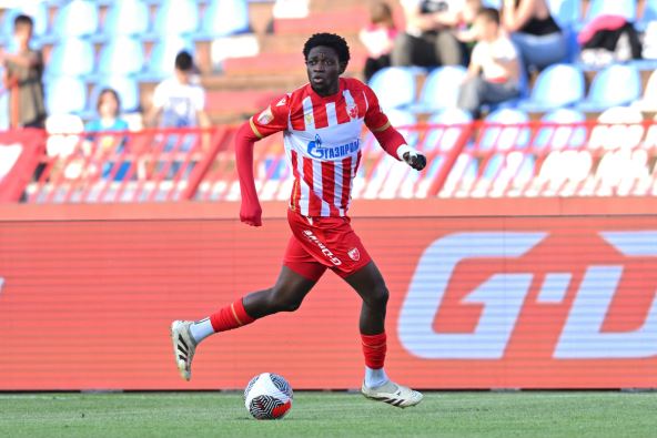 Ebenezer Anan na derbiju Zvezda Partizan