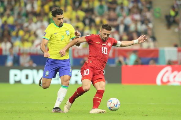 Paketa i Dušan Tadić na Srbija Brazil
