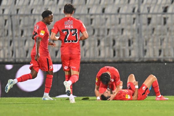 Ben Hasin slavi gol za Radnički 1923 protiv Partizana