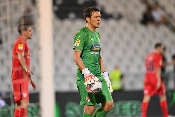 Vladimir Stojković golman Radničkog 1923 protiv Partizana