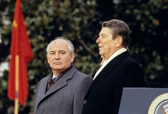 Mihail Gorbačov i Ronald Regan
