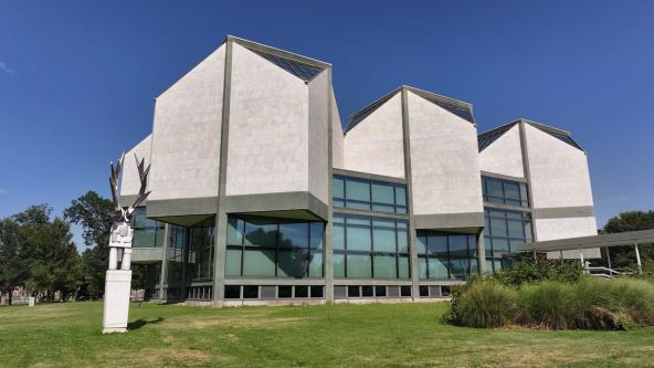 Muzej savremene umetnosti 2.jpg