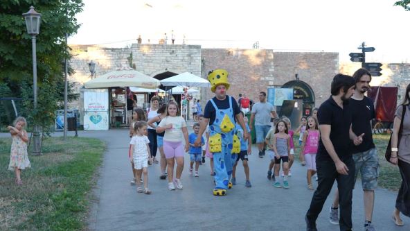 Beogradsko leto 2.jpg