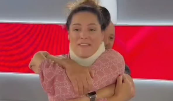 Keli Bruk sa kragnom