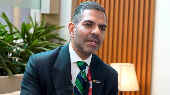 Sandžej Kapur(1).jpg