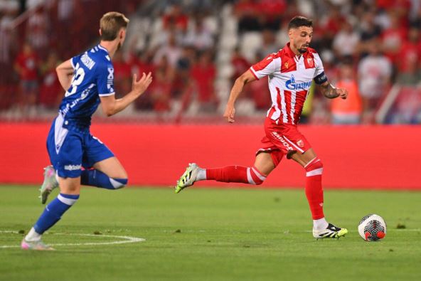 Rade Krunić na utakmici Crvena zvezda Leh