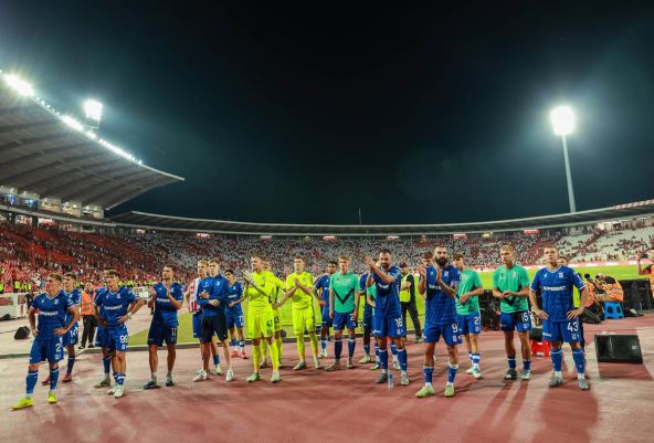 Crvena zvezda - Leh (1).jpg