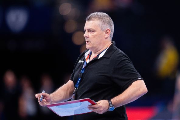 Ćavi Paskval rukometni trener