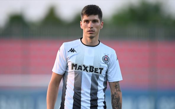 Milan Vukotić na pripremnoj utakmici Partizana