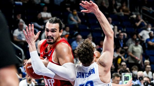 Dario Šarić na utakmici Hrvatska Finska