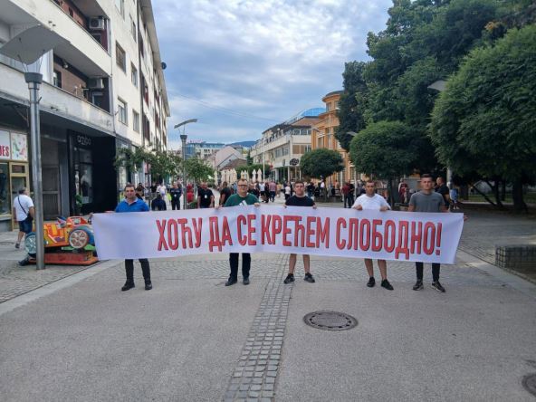 Građani protiv blokada u čak 75 gradova širom Srbije (1).jpg