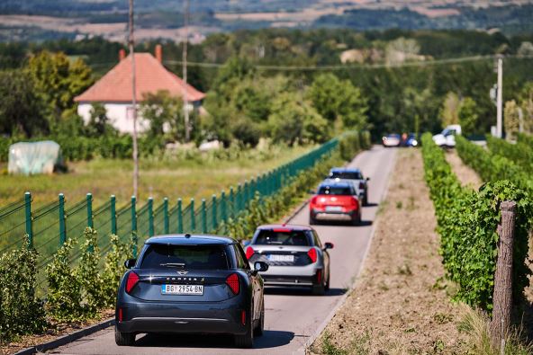 BMW MINI Event Vinarija EDEN  (2).jpg