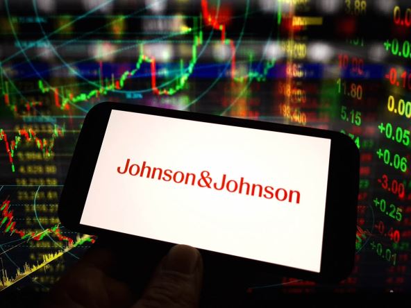 shutterstock_2411566943 copy.jpg