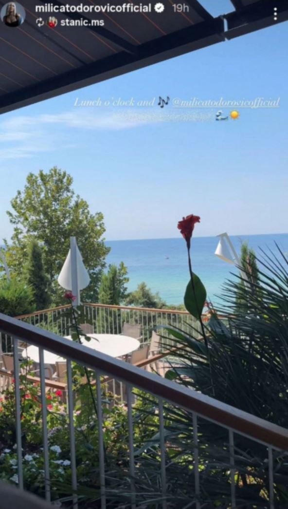 Milica uživa u prirodi