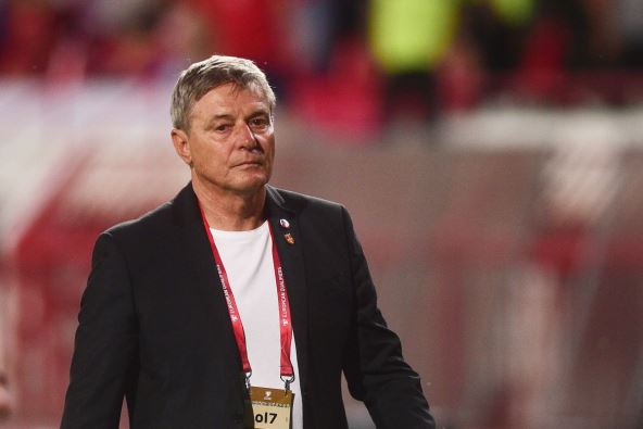 Dragan Stojković Piksi na utakmici Srbija Engleska