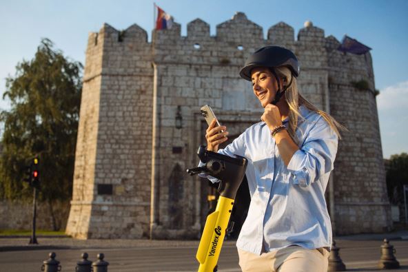 Yandex Go Srbija_Trotineti 6 copy.jpg