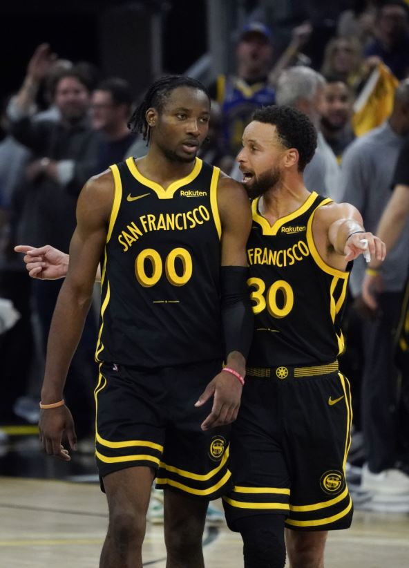 Džonatan Kuminga i Stef Kari u Golden Stejtu