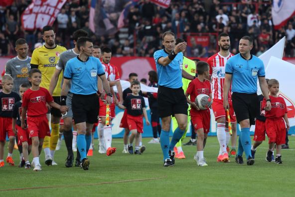 Nenad Minaković fudbalski sudija