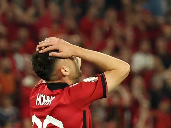 Arber Hodža u dresu Albanije