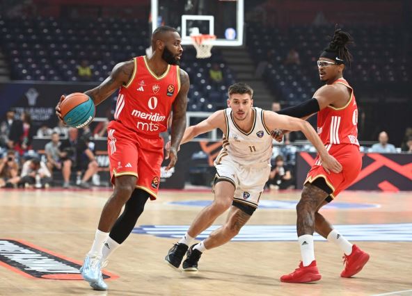 Crvena Zvezda - Dubai 1.jpg