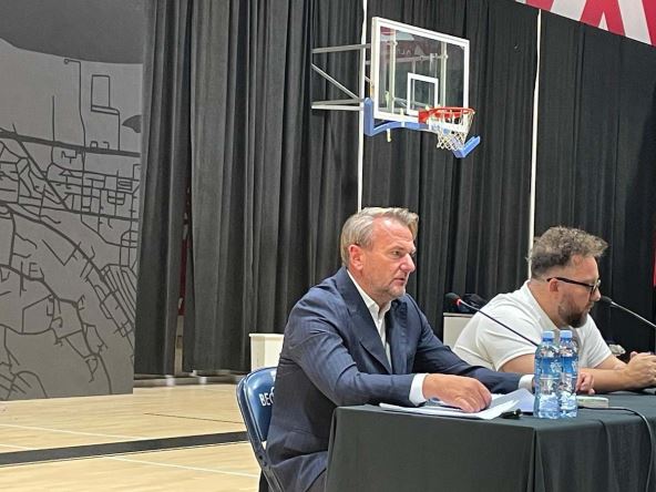 Ostoja Mijailović na konferenciji 2.jpg