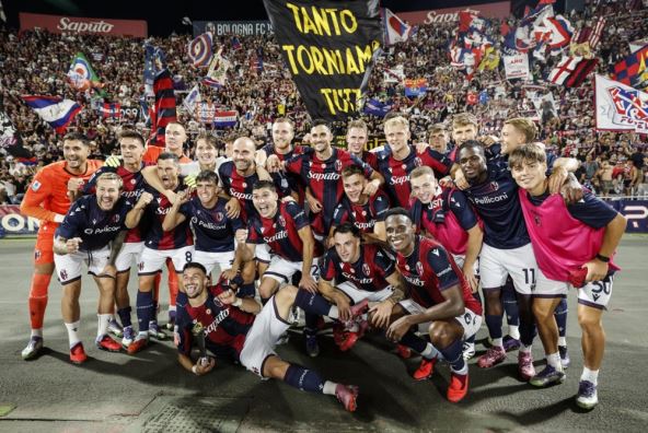 Fudbaleri Bolonje slave pobedu.