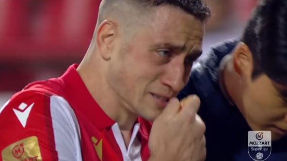 Bruno Duarte plače zbog crvenog kartona