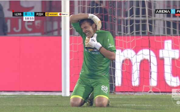 Vladimira Stojkovića gađali topovskim udarima na meču Zvezda Radnički