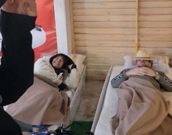 Takmičenje u ležanju 1.jpg