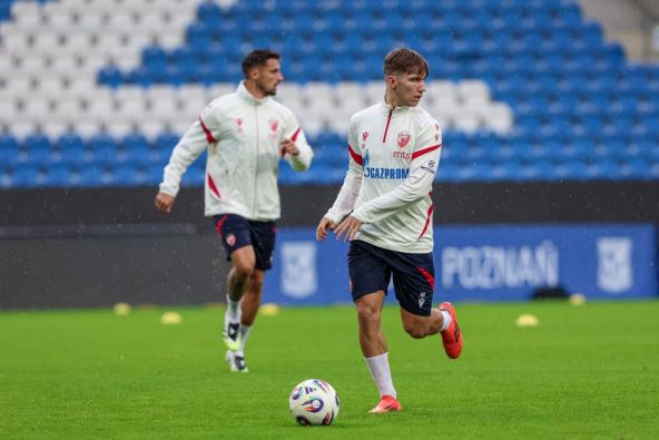 Vasilije Kostov počinje na Porto Zvezda