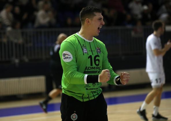 Andrej Trnavac golman Partizana