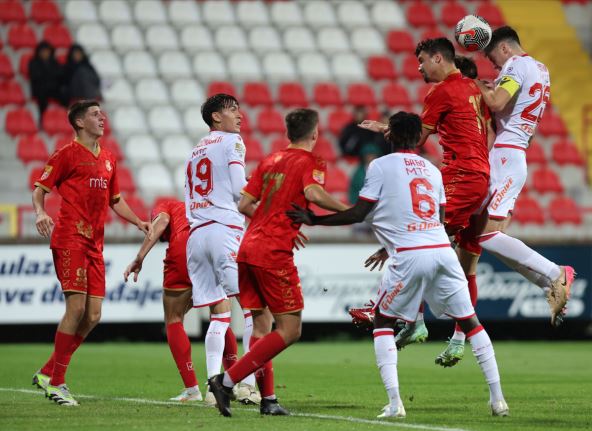 Napredak Crvena zvezda 2.jpg