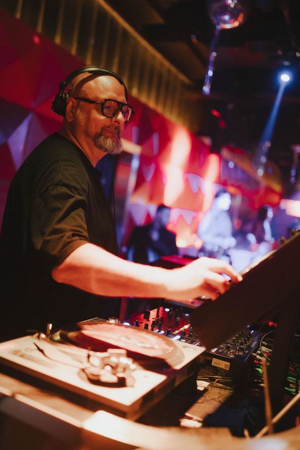 Steve Madden Moonlit Disco (17) copy.jpg