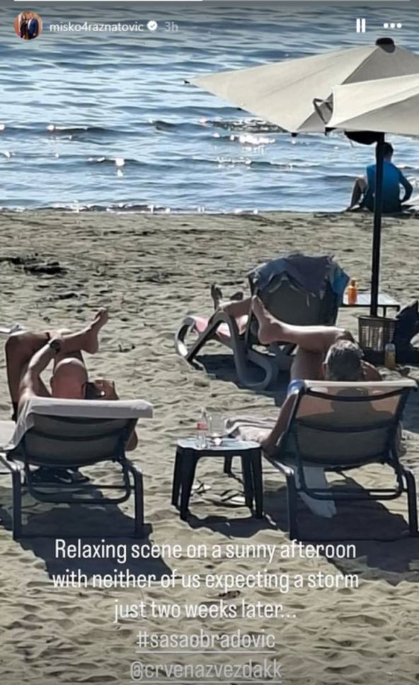 Miško Ražnatović i Saša Obradović na plaži u Ulcinju