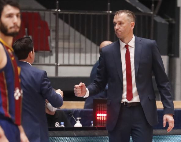 Tomas Masulius kako trener na utakmici Barselona - Zenit