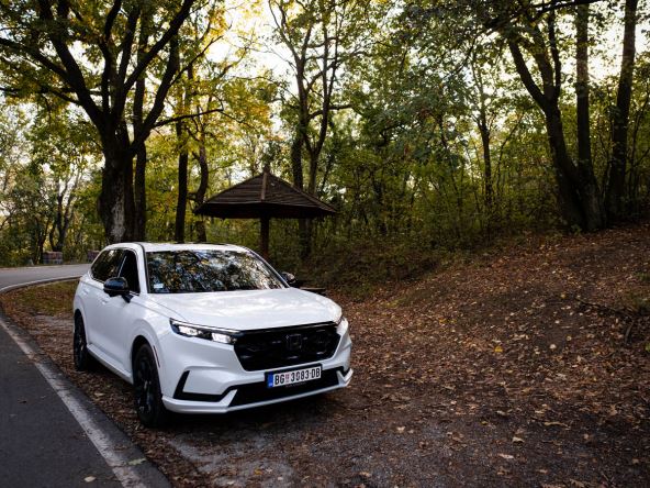 honda_crv_hibrid_test_stefan_stojanović_ (2).jpg