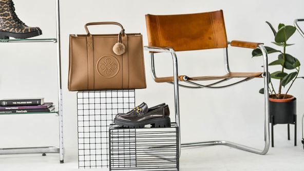 Deichmann 09 copy.jpg