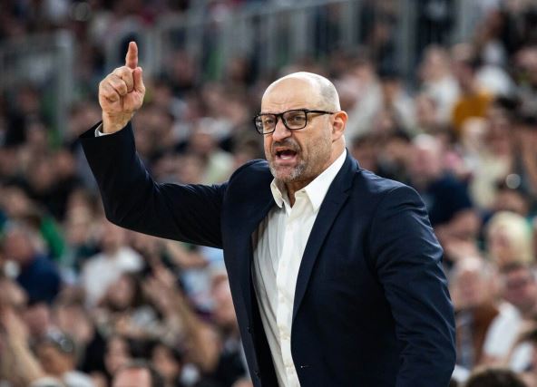 Zvezdan Mitrović (5).jpg