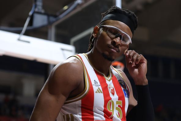 Čima Moneke na meču Zvezda Ilirija