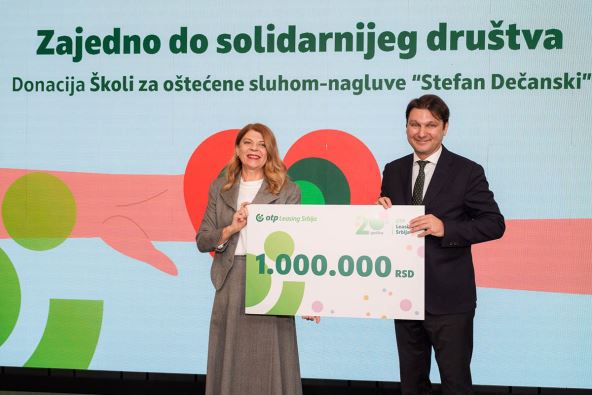 Donacija Školi za oštećene sluhom i nagluve Stefan Dečanski copy.jpg