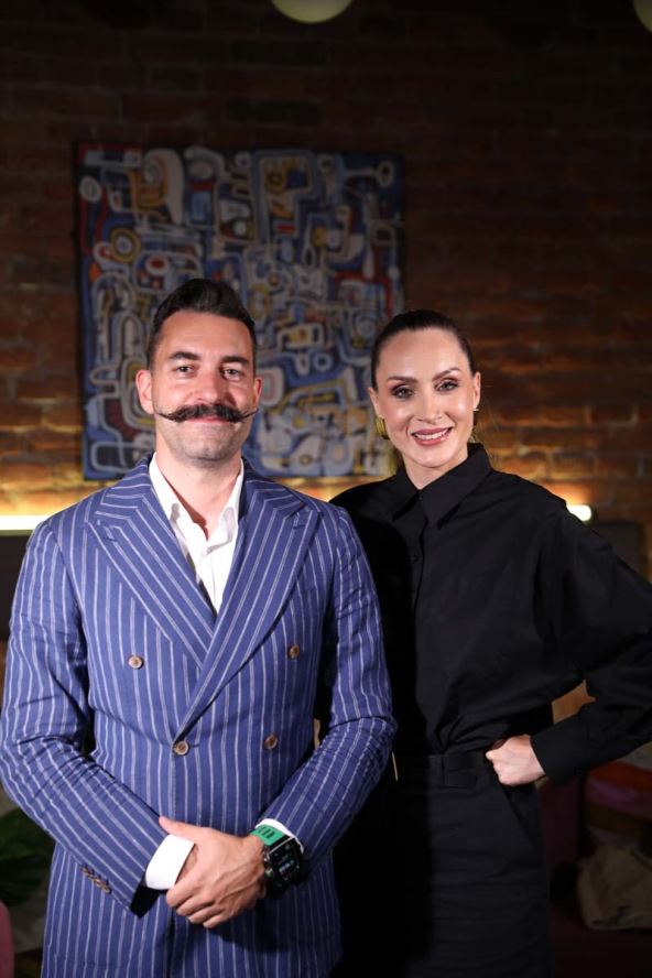 Dušan Mirkulovski, Jelena Gavrilović, podkast Keš ekspert 29.jpg