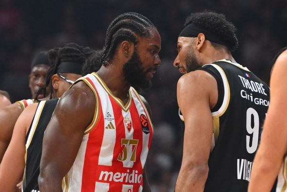 Semi Odželej i Traore na meču Zvezde i Asvela