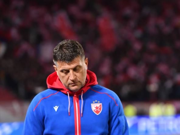Trener Crvene zvezde Vladan Milojević.